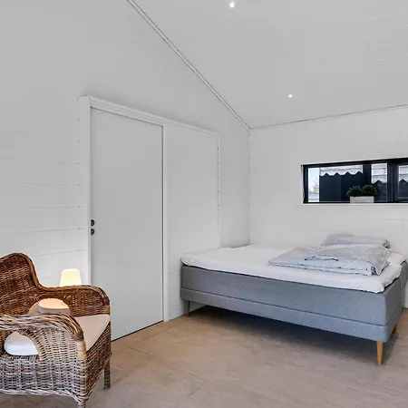Awesome In Knebel With 3 Bedrooms And Internet * Ebeltoft