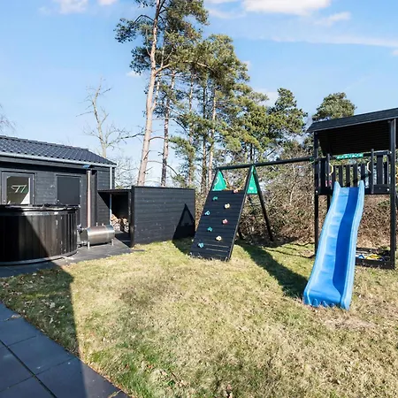Awesome In Knebel With 3 Bedrooms And Internet *